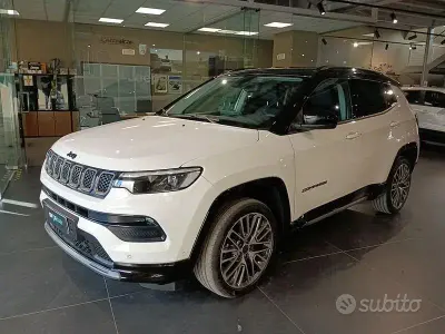 Usata Jeep Compass Summit 131 CV (96 kW) 2025 Bianco SUV