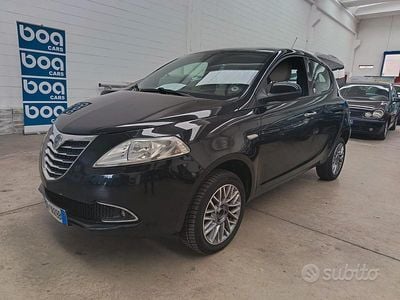 Usata Lancia Ypsilon 86 CV (63 kW) 2013 Nero Utilitaria