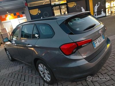 Usata Fiat Tipo Easy 95 CV (69 kW) 2017 Grigio Station wagon