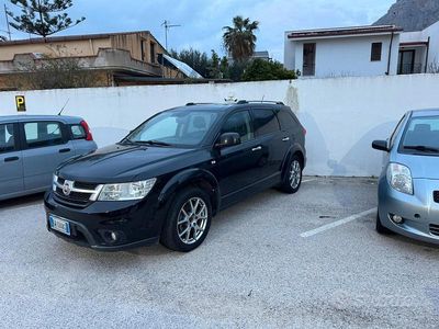 Usata Fiat Freemont Cross 169 CV (124 kW) 2014 Nero SUV