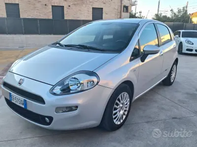 Usata Fiat Grande Punto 95 CV (69 kW) 2013 Utilitaria