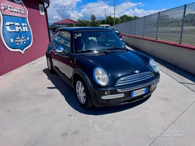 Usata Mini One D 75 CV (55 kW) 2003 Nero Utilitaria