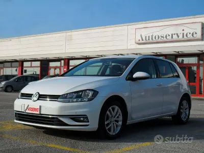 Occasion VW Golf VII Business 115 ch (84 kW) 2019 Blanc Berline