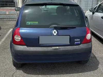 Brugt Renault Clio II 75 HK (55 kW) 2002 Blå Sedan