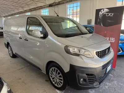 Usata Peugeot Expert Premium 122 CV (89 kW) 2018 Grigio Furgone