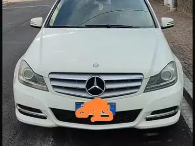 Usata Mercedes C200 184 CV (135 kW) 2011 Bianco Station wagon