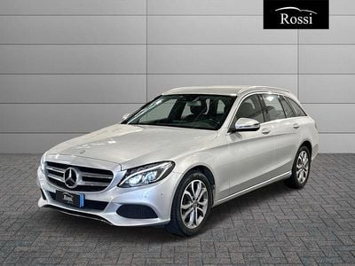 Usata Mercedes 200 Sport 136 CV (100 kW) 2015 Nero Station wagon