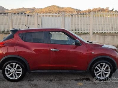 Usata Nissan Juke 110 CV (80 kW) 2011 Rosso SUV