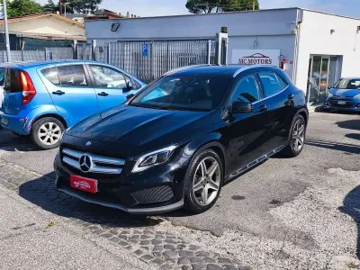 Usata Mercedes GLA200 Premium 136 CV (100 kW) 2018 Nero SUV
