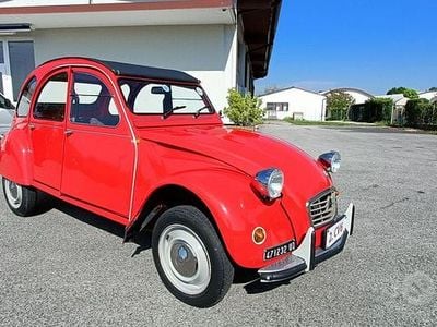 Usata Citroën 2CV 28 CV (20 kW) 1984 Rosso Berlina