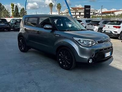 Usata Kia Soul 136 CV (100 kW) 2016 Grigio SUV