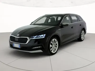 Usata Skoda Octavia Scout 4x4 200 CV (147 kW) 2023 Nero tulipano perlato Station wagon