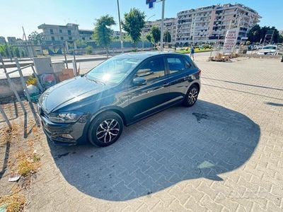 Usata VW Polo 75 CV (55 kW) 2019 Grigio Berlina