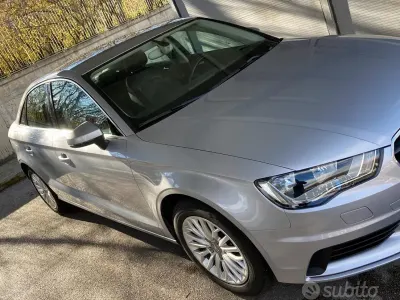 Usata Audi A3 110 CV (80 kW) 2015 Grigio Berlina