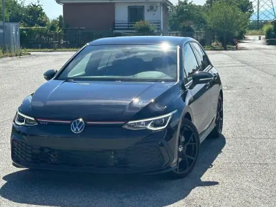 Usata VW Golf VIII GTI 245 CV (180 kW) 2023 Nero Berlina