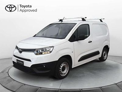 Bianco Usata 2021 Toyota Proace City City Monovolume | 13.900 € (Cara)