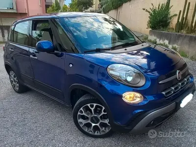 Begagnad Fiat 500L Cross 95 HK (69 kW) 2020 Minibuss