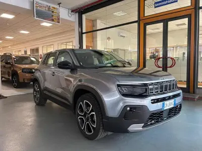 Usata Jeep Avenger Altitude 100 CV (73 kW) 2023 Grigio SUV