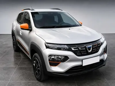 Usata Dacia Spring Comfort Plus 17 kW (24 CV) 2021 Other Utilitaria