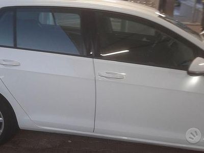 Usata VW Golf VII 105 CV (77 kW) 2017 Bianco Berlina