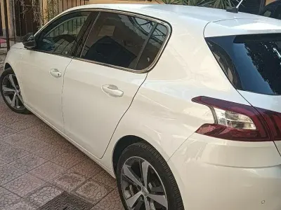Usata Peugeot 308 120 CV (88 kW) 2016 Bianco Berlina