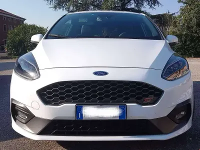 Usata Ford Fiesta ST 205 CV (150 kW) 2019 Bianco Utilitaria