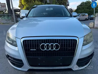 Usata Audi Q5 239 CV (175 kW) 2009 Grigio SUV