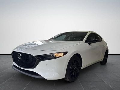 Nuova Mazda 3 Homura-Line 140 CV (102 kW) 2026 Arctic white Berlina