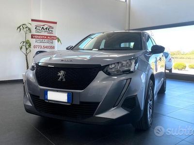 Usata Peugeot 2008 Allure 101 CV (74 kW) 2023 Grigio SUV