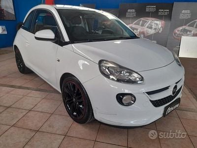 Usata Opel Adam Glam 87 CV (63 kW) 2015 Bianco Utilitaria