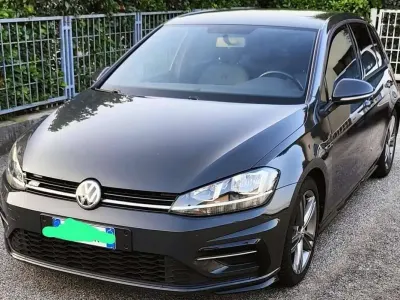 Usata VW Golf VII Sportline 150 CV (110 kW) 2020 Grigio Berlina