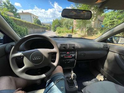 Nero Usata 2002 Audi A3 Ambiente Berlina | 2200 € (Buon prezzo)