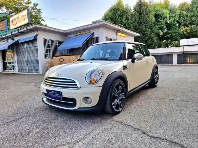 Usata Mini ONE 75 CV (55 kW) 2011 Other Utilitaria