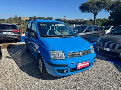 Usata Fiat Panda Dynamic 69 CV (50 kW) 2006 Blu Utilitaria