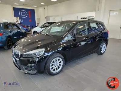 Usata BMW 218 Active Tourer 136 CV (100 kW) 2021 Nero Monovolume