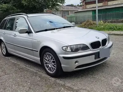 Usata BMW 318 Efficient Dynamics 143 CV (105 kW) 2002 Grigio Station wagon