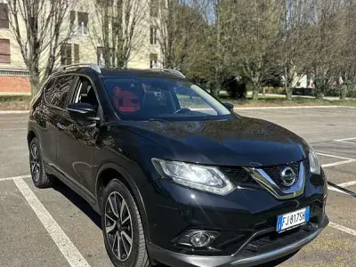 Usata Nissan X-Trail Tekna 177 CV (130 kW) 2017 Nero SUV