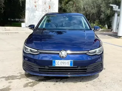Brugt VW Golf VIII Life 116 HK (85 kW) 2022 Blå Sedan