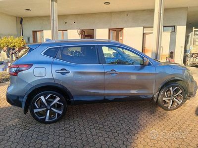 Usata Nissan Qashqai Tekna 110 CV (80 kW) 2018 Grigio SUV