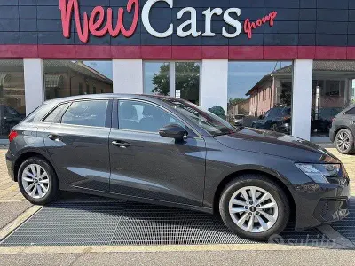 Usata Audi A3 Business 116 CV (85 kW) 2021 Grigio Berlina