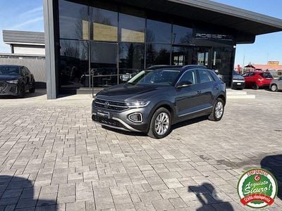 Usata VW T-Roc Style 116 CV (85 kW) 2025 Grigio SUV