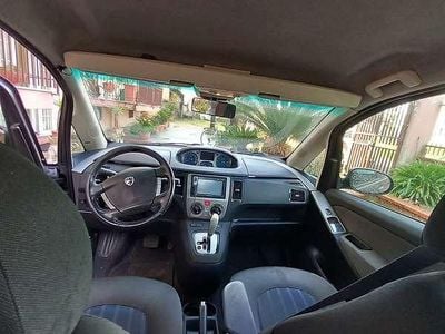 Usata Lancia Musa S 95 CV (69 kW) 2010 Grigio Monovolume