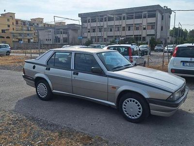 Usata Alfa Romeo 75 148 CV (108 kW) 1990 Berlina