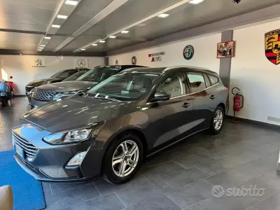 Usata Ford Focus Active 120 CV (88 kW) 2020 Grigio Station wagon