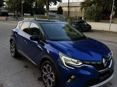 Usata Renault Captur Techno 101 CV (74 kW) 2023 SUV