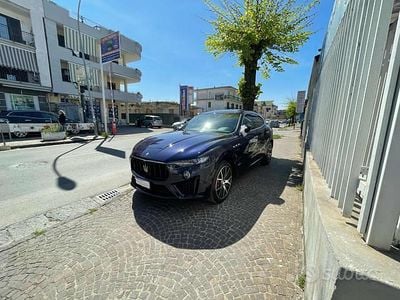 Usata Maserati GranSport 349 CV (256 kW) 2018 Blu Station wagon