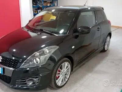 Usata Suzuki Swift 136 CV (100 kW) 2015 Nero Utilitaria