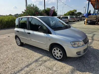 Usata Fiat Multipla Active 92 CV (67 kW) 2008 Argento Monovolume