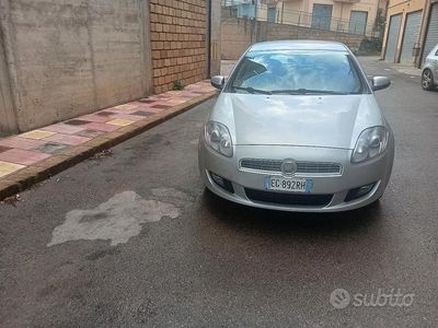 Grigio Usata 2011 Fiat Bravo Utilitaria | 2400 € (Ottimo prezzo)