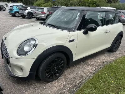 Usata Mini Cooper D 111 CV (81 kW) 2015 Utilitaria